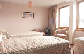 The Kings Arms Hotel,Near Caisteal Maol,2 star