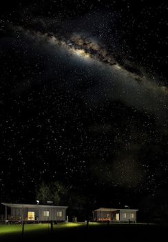 Contained In Nimbin,Nimbin>>Lismore,3 star