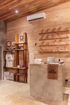 la oveja surf house
