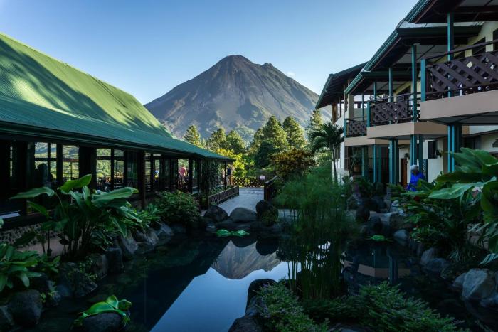 arenal observatory lodge and trails