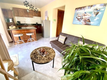 Airport Sjo Residence 2 Edward & Familia,Rio Segundo>>Alajuela,3.5 star