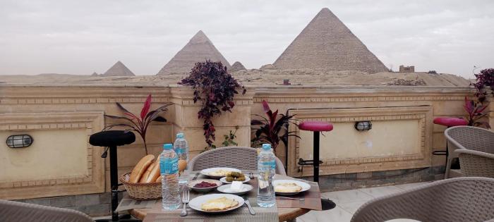 Zeina Pyramids Inn,Giza>>Cairo,3 star