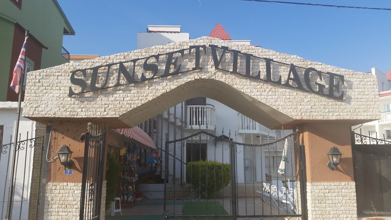 Sunset Village Apart Hotel,Near Lunapark,2.5 star