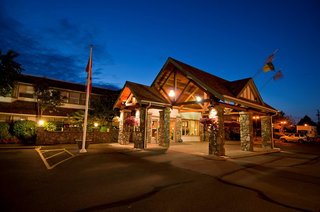 Best Western Plus Emerald Isle Hotel,Ninstints>>British Columbia,3 star