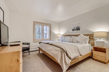 Westwind 307 2Bd 2Ba Platinum Condo In Lionshead Village,United States Of America>>Vail,2 star