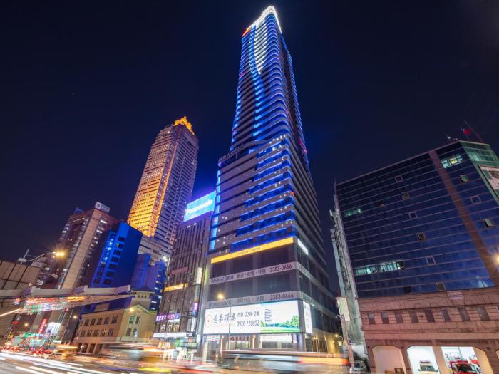 roaders plus hotel taipei station