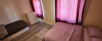 lovely cosy house easy reach to central london