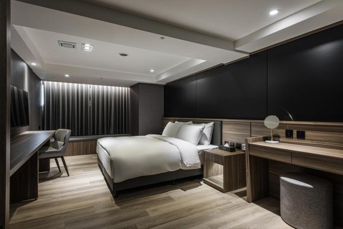 Autumn Willow Hotel,West>>Taichung,3.5 star