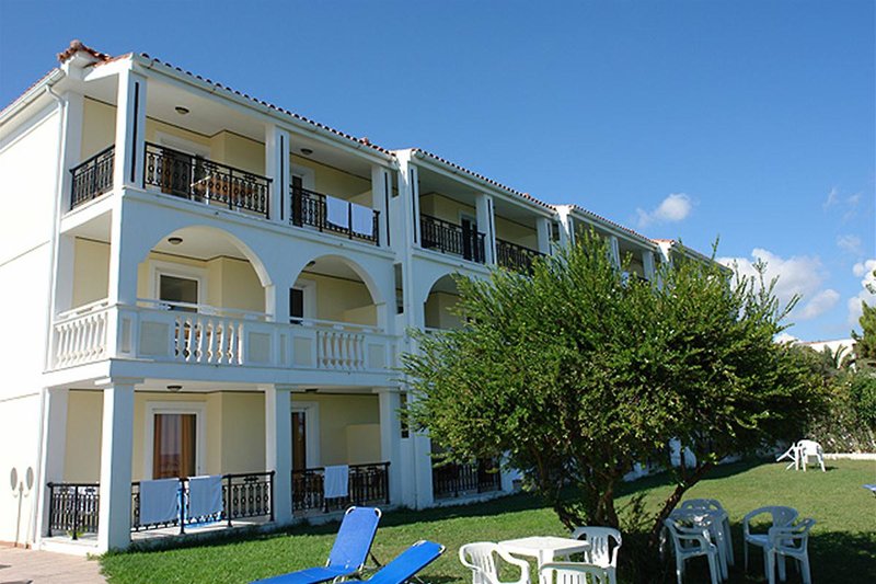 porto iliessa aparthotel