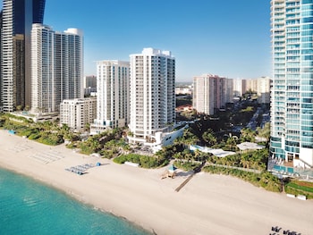 doubletree resort and spa by hilton ocean point n miami beach
