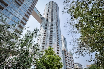 rs boutique suites city place