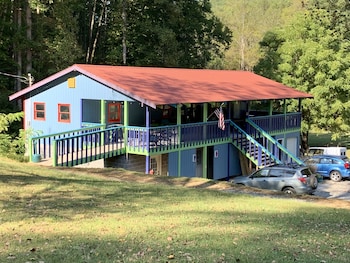 Gorgeous Stays Llc,Cherokee>>Bryson City,3 star