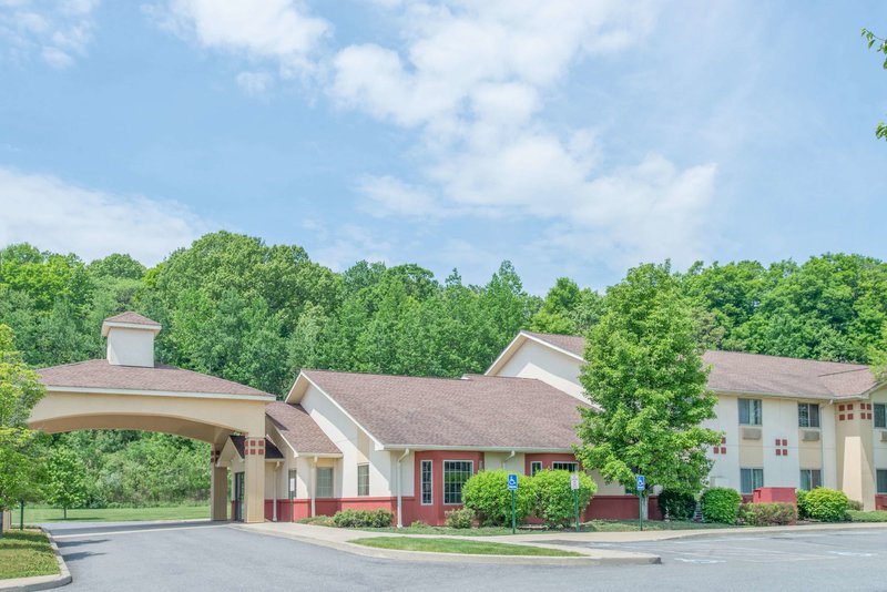 Surestay Plus Hotel By Best Western Highland Poughkeepsie