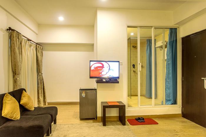 gaju suite hotel