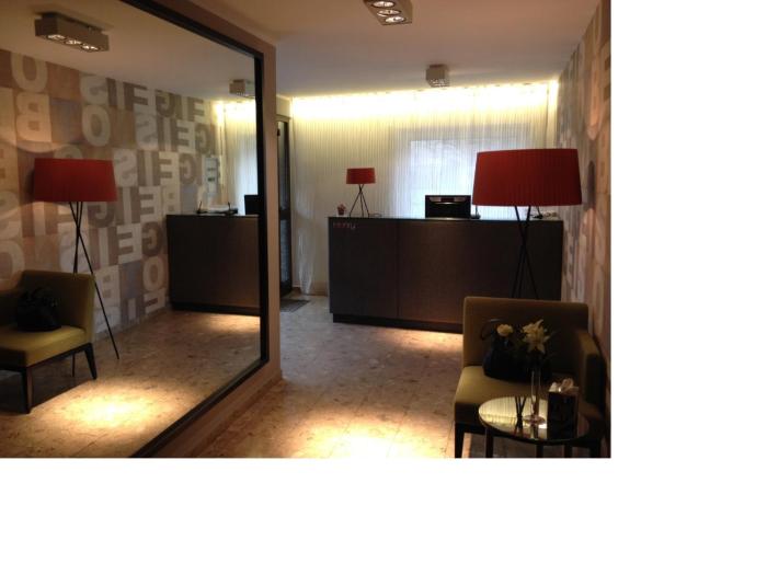 hotel henry