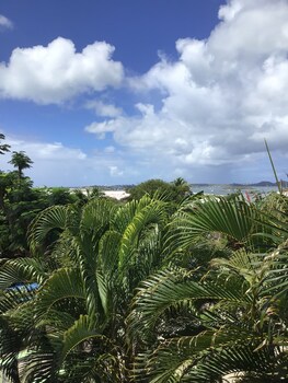 Diamond Gem Residence,Cole Bay>>Almond Grove,3 star