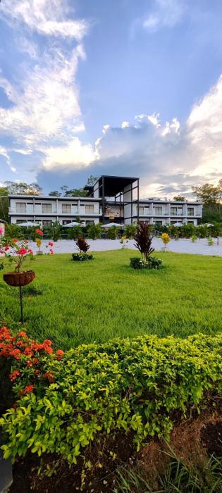 Hotel Capri Doradal,Puerto Triunfo>>Doradal,3.5 star