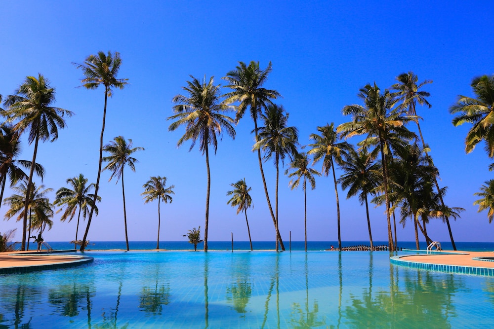 Eskala Hotels & Resorts Ngwe Saung,Ngwesaung Beach>>Ngwe Saung,4 star