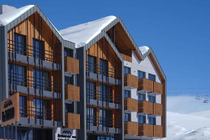Skio,Kazbegi>>Gudauri,2.5 star