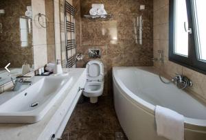 Theasis Hotel,Epirus>>Ammoudia,4 star