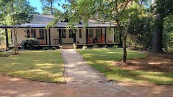 Lake Hartwell Frank Howard Home Clemson,Clemson>>Anderson,3.5 star