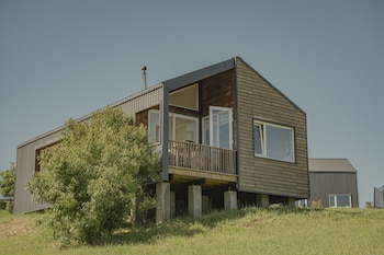 Ave Lodge,Puerto Montt>>Frutillar,3.5 star