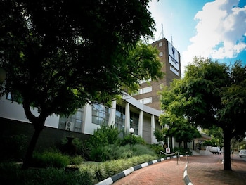 President Hotel & Conference Venue,Free State>>Bloemfontein,4 star
