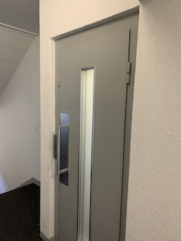 e 64 duplex 3bdr apartment with sky roof zurich west
