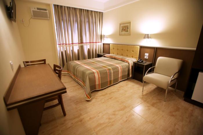 soneca plaza hotel
