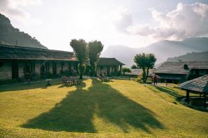 Mountain Lodges Of Nepal - Tomijong,Pokhara>>Lumle,4 star
