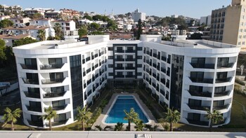 ege birlik seasight suites