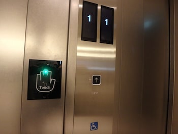 Buransiera Naha Akebono Puremisuto 1009,Japan>>Naha,0 star