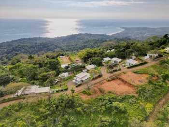 canavida villas and resort