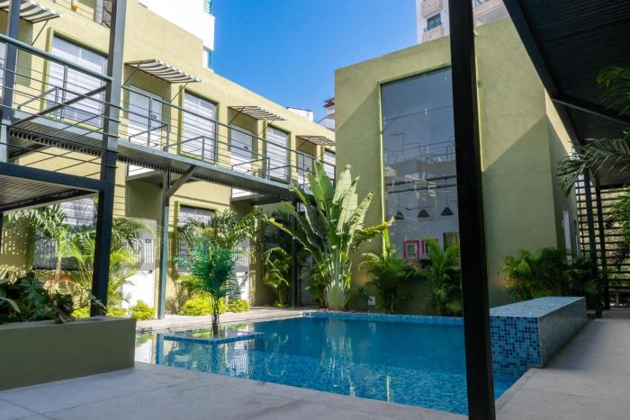 hotel oasis tropical