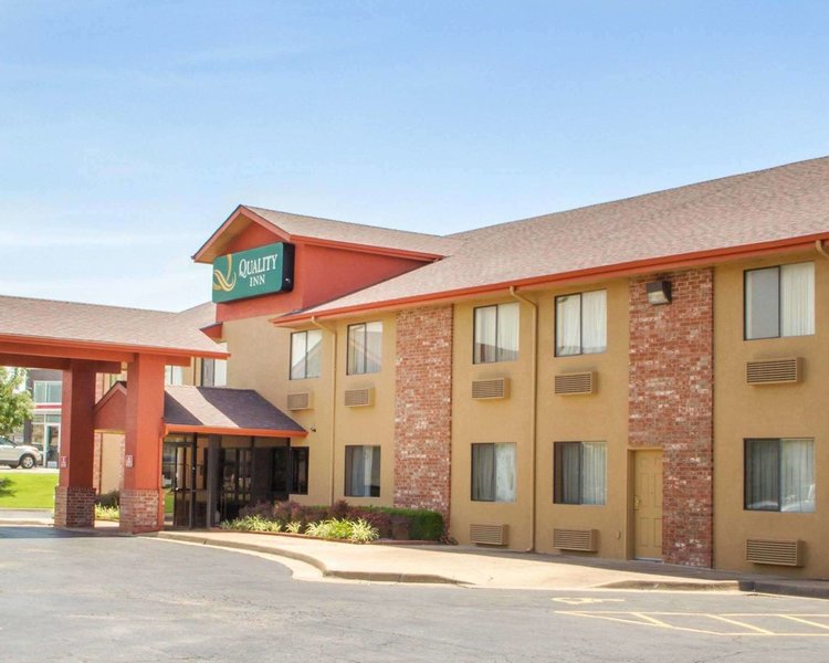 Quality Inn Broken Arrow - Tulsa