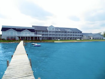 lakeside resort and conference center