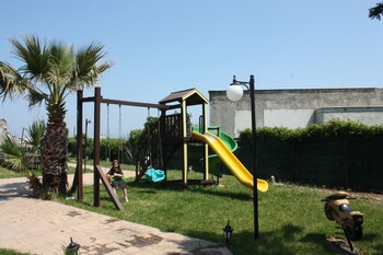 Mad Sea Beach Hotel,Istanbul>>Agva,3 star