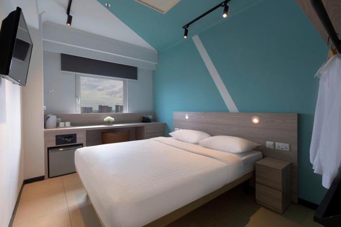 ibis budget phnom penh riverside