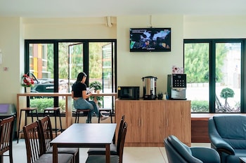 P.T. Grand Hotel,Kanchanaburi>>Ban Tha Makham,2.5 star