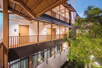 hotel wizpark ratchada