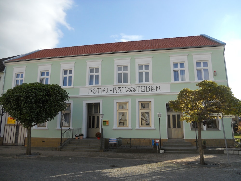 Hotel Ratsstuben Kalbe,Near Kalbe Castle Ruins,2 star
