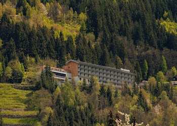the comodo bad gastein a member of design hotels