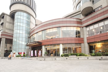 beitou hot spring resort