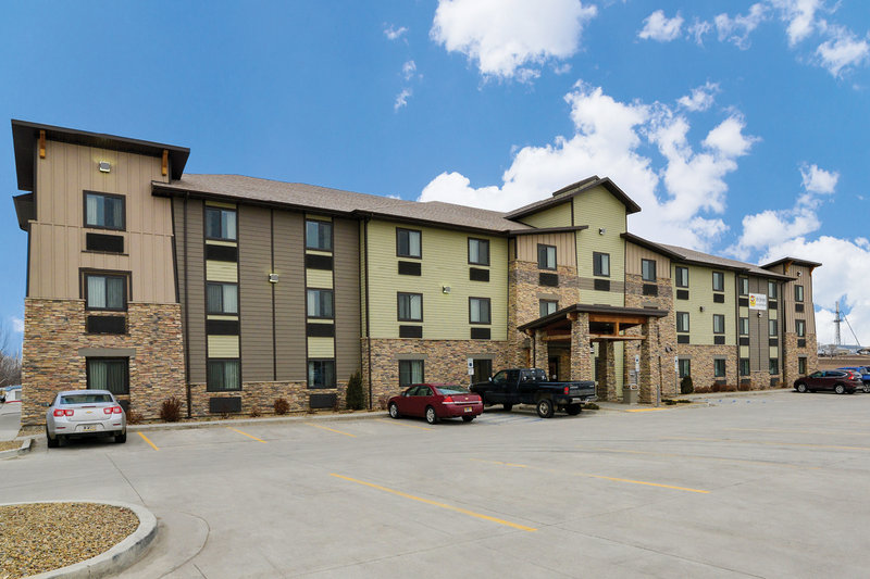 my place hotel bismarck nd