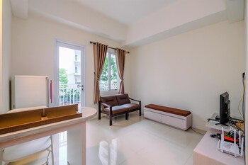 modern look and homey 2br bogor icon apartment
