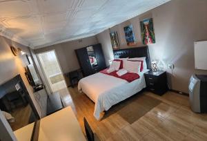 room-image