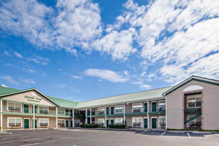 Colonial Crest 107 - Great Location! - You Can Walk To Town! 1 Bedroom Condo By Redawning,United States Of America>>Pigeon Forge,3.5 star