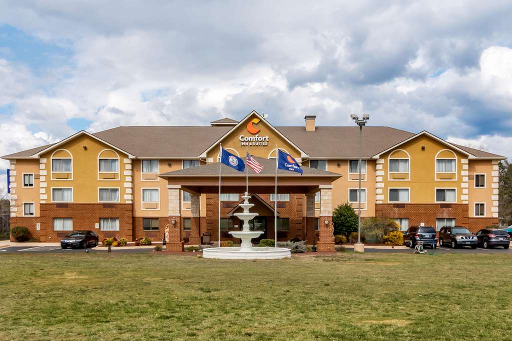 comfort inn and suites south hill i 85