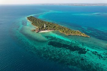 Chumbe Island Coral Park,Changuu Island>>Bawe Island,3 star