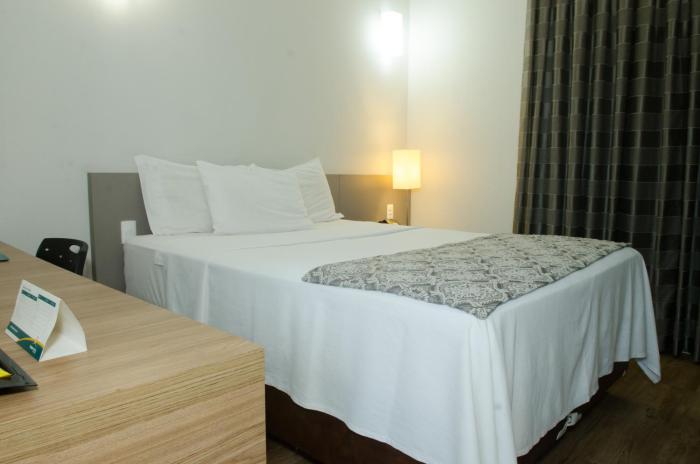 impar suites expominas